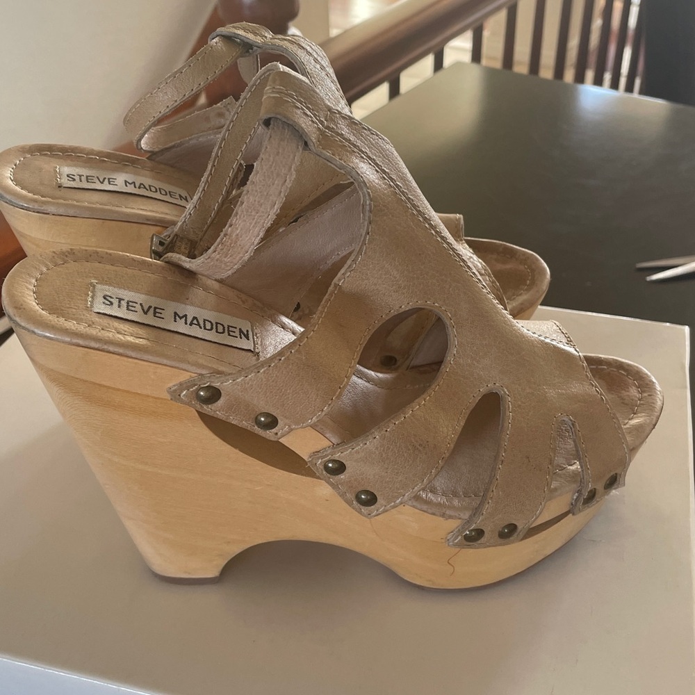 Steve Madden Beige Leather Cutout Platform Wedge Sandals HANDMADE - Picture 4 of 8